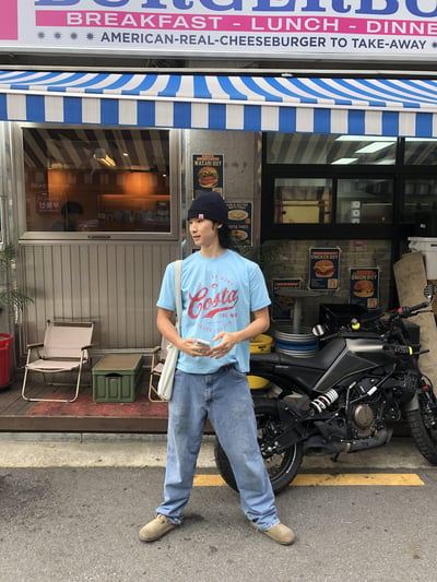Costa 可愛街頭 印刷設計 寬版 短袖 上衣 - 3C21
