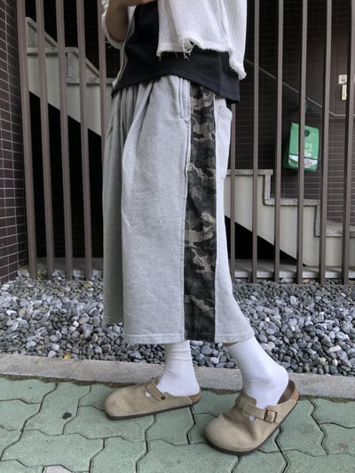 側邊迷彩 不收邊感 百慕達 寬版 短棉褲 - 3C1