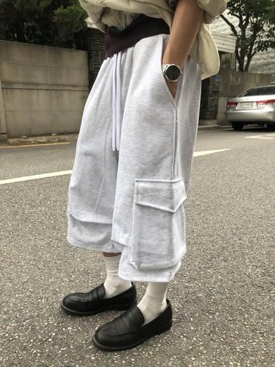 立體大口袋 膝蓋抓皺 8分 休閒 棉短褲 - 3C15