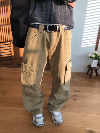 雙膝抓皺 線條結構 直筒寬版 工裝褲 - 2C16