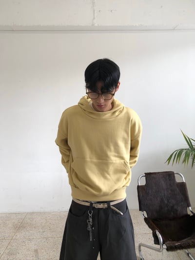 霧感 半月高領 短版 帽T - 3C3