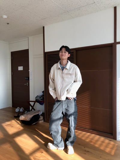 雙膝抓皺 線條結構 直筒寬版 工裝褲 - 2C9