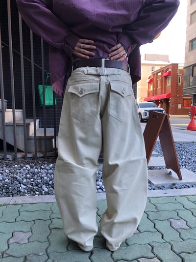 背影殺手 高檔縫線 鬆緊帶 寬版 牛仔長褲 - 3C2
