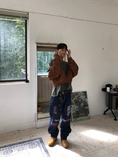 美式街頭 紅色警戒 破壞 直筒 微寬版 牛仔褲 - 1C3