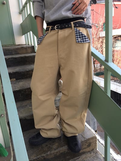 日系街頭 畫龍點睛 格紋設計 微寬褲 - 2C11