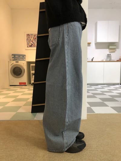 經典百搭 細條紋 修身顯高 牛仔寬褲 - 2C6