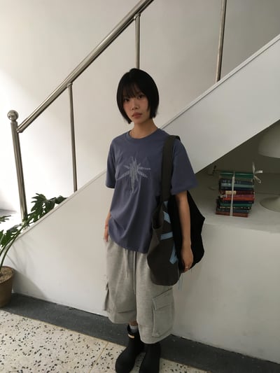 中央復古 放射條紋 刺繡 短版上衣 - 3C9