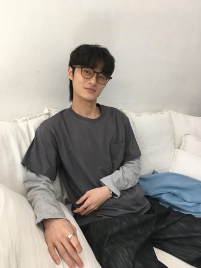 短版 素面 層疊配色穿搭 薄長袖 - 4C9