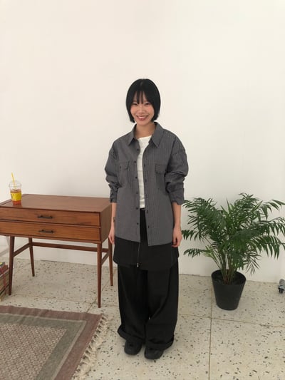 簡約復古街頭 雙口袋 短版 長袖襯衫 - 3C8
