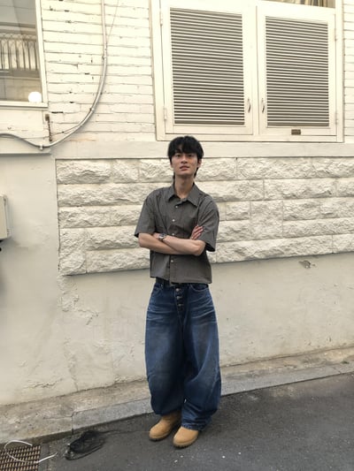 高檔街頭 飛刀縫線 漸層水洗 寬版 牛仔 長褲 - 2C12