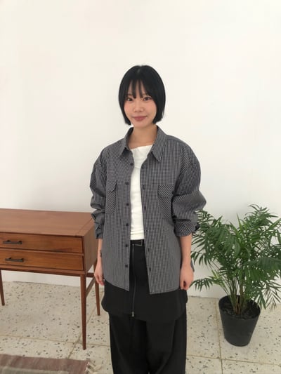 簡約復古街頭 雙口袋 短版 長袖襯衫 - 3C2