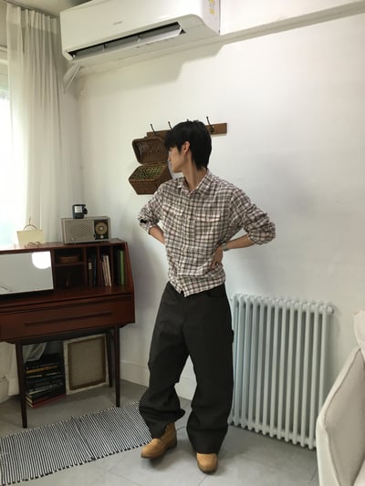 街頭復古感 格紋 涼爽亞麻 短版襯衫 - 2C12