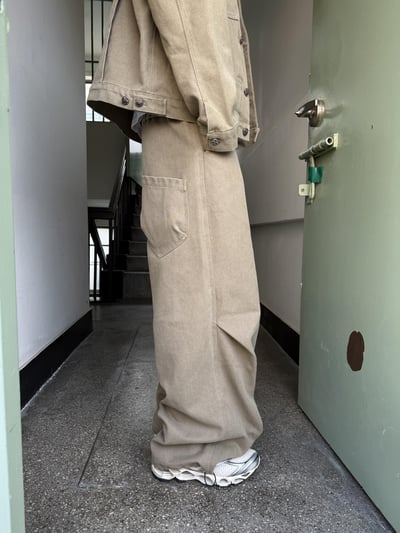 文藝鈕扣 降落傘抓皺 寬版 鬆緊帶 牛仔褲 (set-up) - 2C12