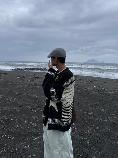 (黑色現貨)USA Star 厚針織 開襟外套 - 2C9