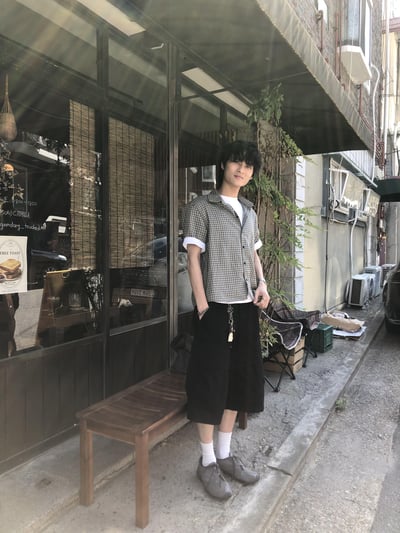 酷夏薄款 街頭高質感 細格紋 短版 短袖襯衫 - 2C20