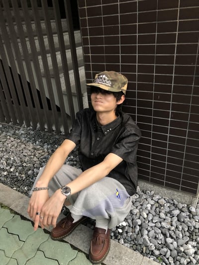 經典美式街頭 合身 卯釘牛仔 短版襯衫 - 2C5