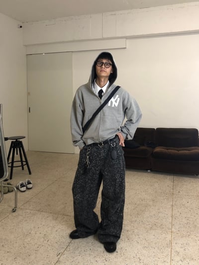 首爾街頭 豹紋 石頭灰 卯釘寬褲 - 1C15