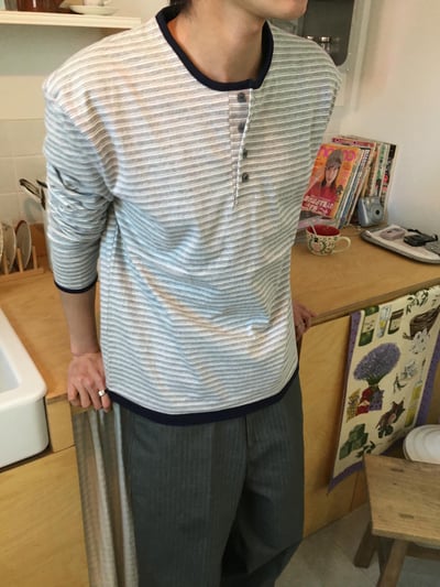 韓國新潮流 雙件式 層疊配色 橫條紋 薄長袖 - 3C4