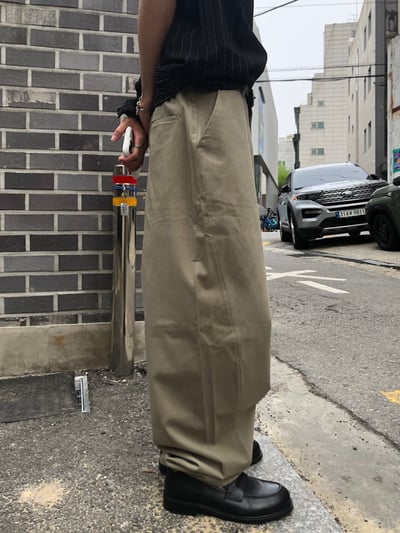 ASH 街頭休閒 特殊曲線 長版 寬褲 - 2C11