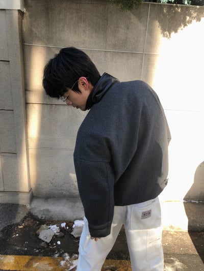 歐美經典 立領皮革 俐落修身 短版大衣 - 2C18