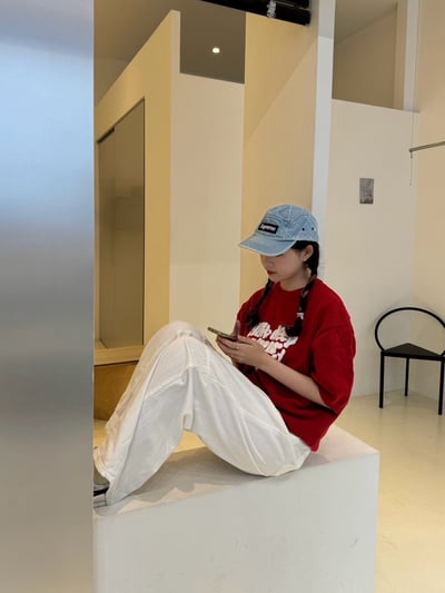 (白色現貨) (UNISEX) 愛心短版 針織衫 - 4C10