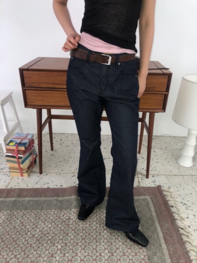 韓女必備 超級修身 細條紋 微喇叭原牛褲 - 3C2