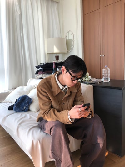 歐美經典款 美拉德 麂皮 微短版 皮夾克 - 4C18