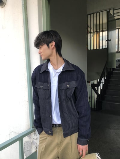 獨特肩部針織 牛仔 微短版 機車夾克 - 2C1