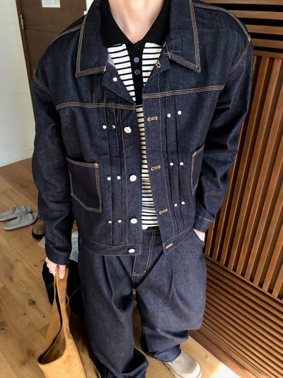 秋冬首選 卯釘細節 多層褶皺 短版 原牛外套 (set-up) - 2C3