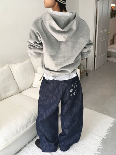 雲朵刺繡 渲染設計 牛仔寬褲 - 2C11