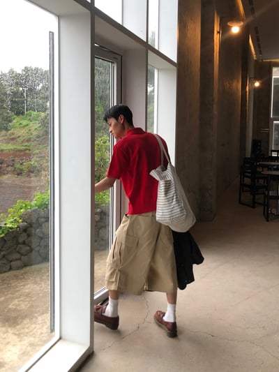 現代首爾 立體抓皺 斜線工裝 7分 短褲 - 2C6