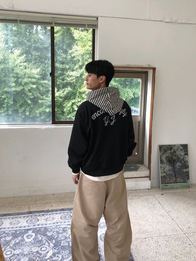 藝術殿堂 高級刺繡 運動街頭 短版 外套 - 3C8