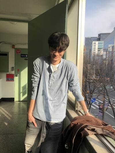 休閒亨利領 懶人層疊配色 素面 薄長袖 - 4C14