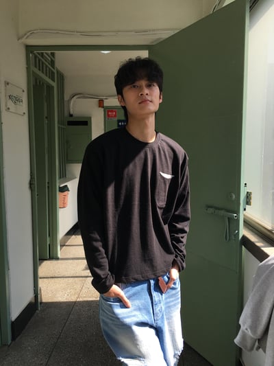 春季必備 口袋配色 短版 薄長袖 - 3C13