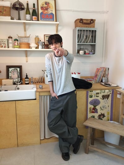 人字紋 小貼片刺繡 寬版直筒 原牛褲 - 3C14