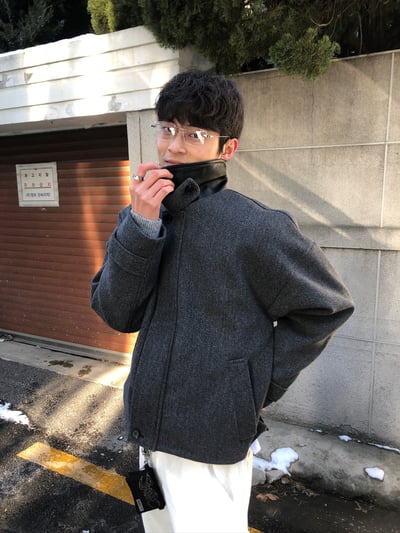 歐美經典 立領皮革 俐落修身 短版大衣 - 2C17