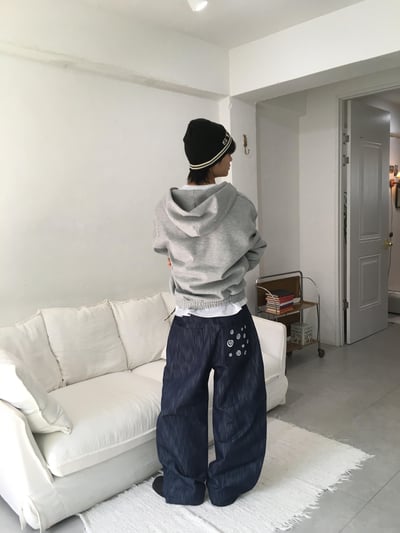 雲朵刺繡 渲染設計 牛仔寬褲 - 2C15