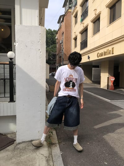 Achieve 美式街頭印刷 修身 微短版 短袖 上衣 - 3C10