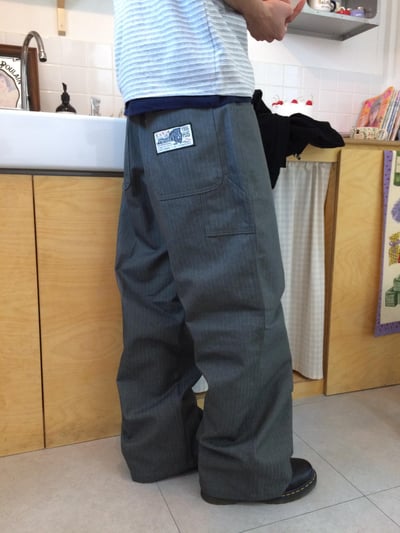 人字紋 小貼片刺繡 寬版直筒 原牛褲 - 3C11