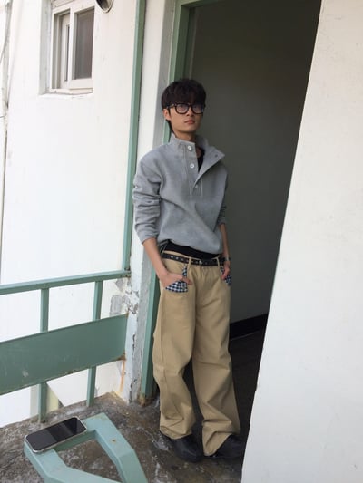 半高開V領 鈕扣 短版 華夫格 指套 薄長袖 - 3C8