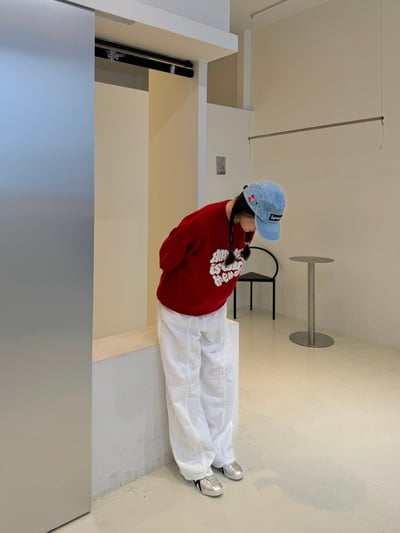 (白色現貨) (UNISEX) 愛心短版 針織衫 - 4C12