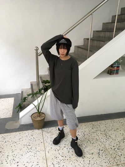 休閒條紋 鬆緊帶 褲管抽繩 7分 棉短褲 - 2C2