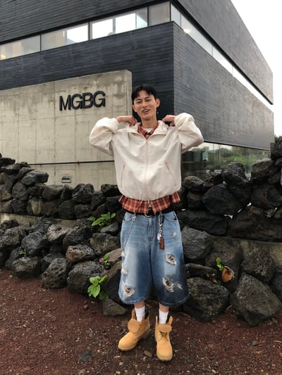 786 破壞水洗 復古渲染 百慕達 牛仔短褲 - 1C21