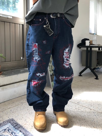 美式街頭 紅色警戒 破壞 直筒 微寬版 牛仔褲 - 1C12