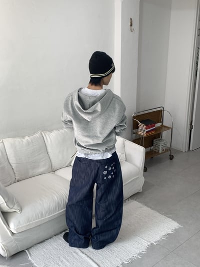 彎曲修身 高檔空氣棉 短版 素面 連帽外套 - 2C9