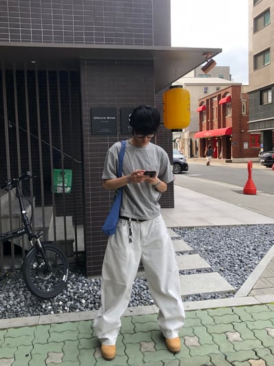 復古刷色 開線視覺肩寬 短版 短袖 上衣 - 3C20