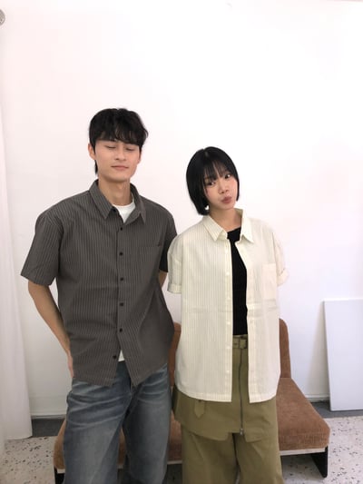 夏日涼感 復古條紋 微短版 短袖襯衫 - 2C7