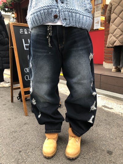 微妙復古 漸層水洗 破壞 牛仔 寬褲 - 2C17