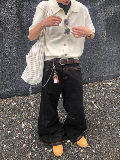 Clean Fit 特殊剪裁 輕薄丹寧 牛仔彎刀褲 - 1C6