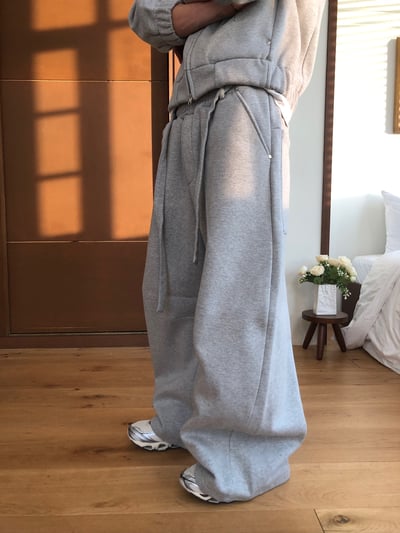 潮流版型霸主 彎刀曲線 休閒 刷毛寬褲 (set-up) - 2C11